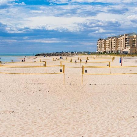 Beachside Luxury Apartments One & Two Bedroom In Beachfront Oaks Pier Building Glenelg Εξωτερικό φωτογραφία
