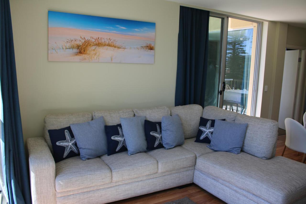Beachside Luxury Apartments One & Two Bedroom In Beachfront Oaks Pier Building Glenelg Εξωτερικό φωτογραφία